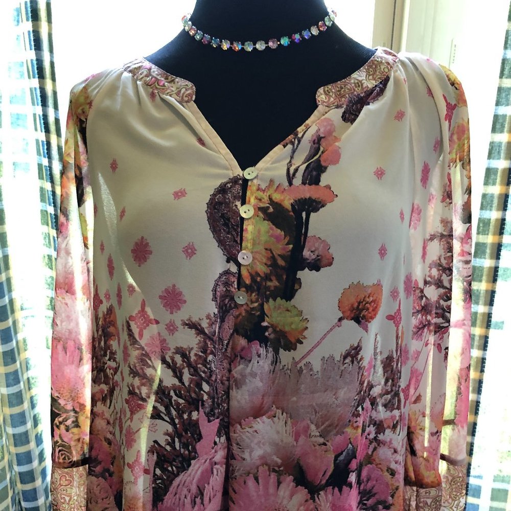 Sheer & Elegant Flowered Blouse